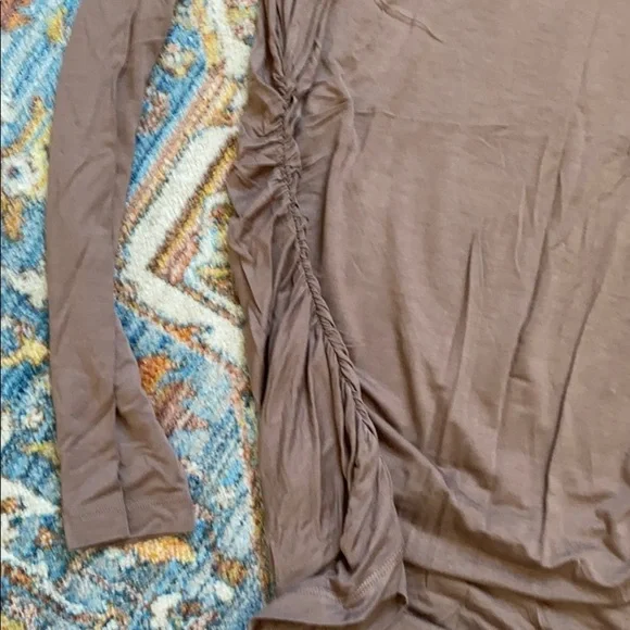 Soft Surroundings Ruched Side Ling Sleeved Top - Picture 3 of 4